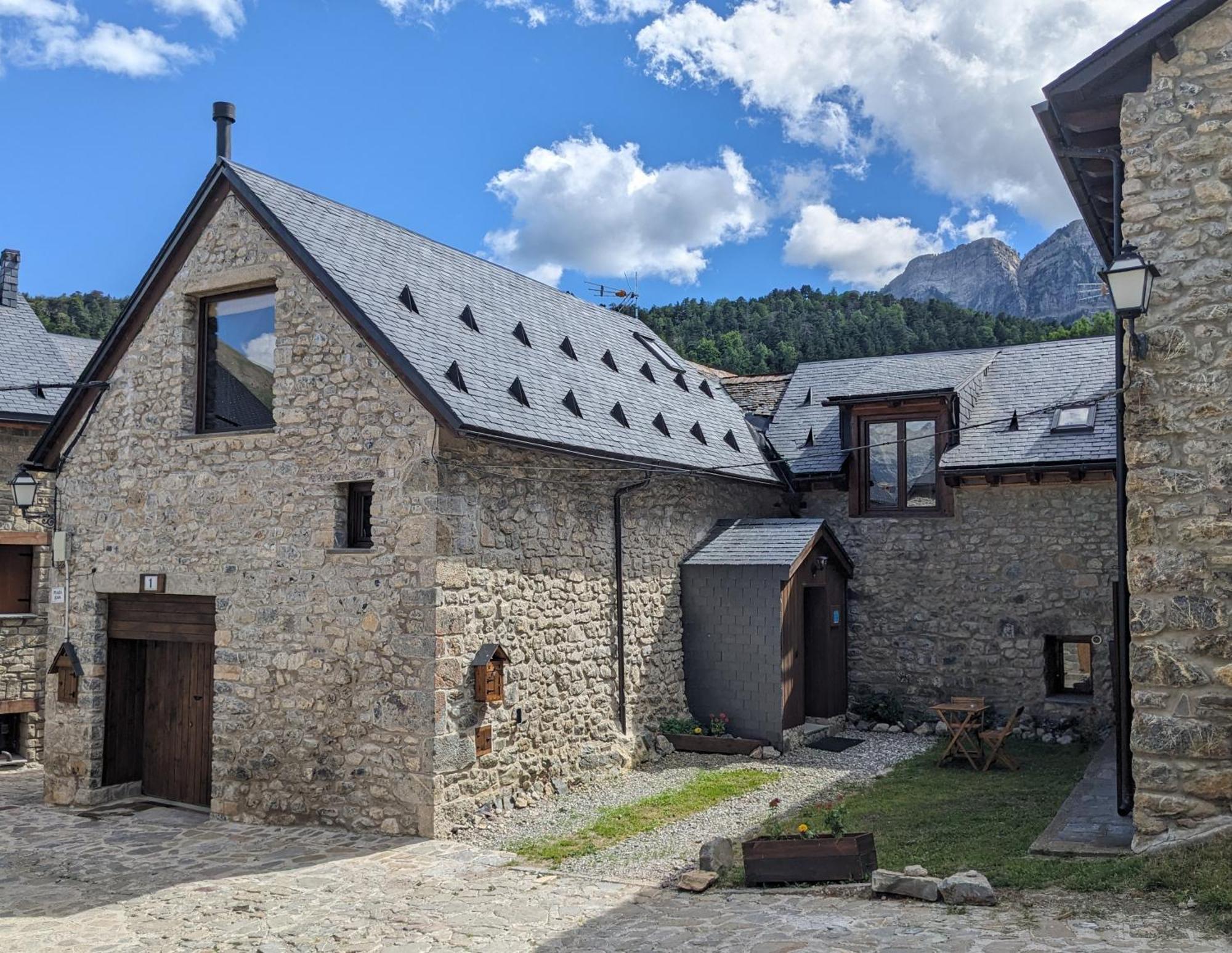 Nornore: Casa Especial En La Montana Hébergement de vacances